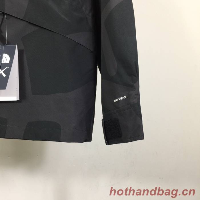 THE NORTH FACE Top Quality Jacket NFY00002